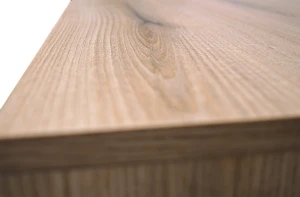 Vitrína s drážkovaným čelom Yukashi 2F T101 dub evoke