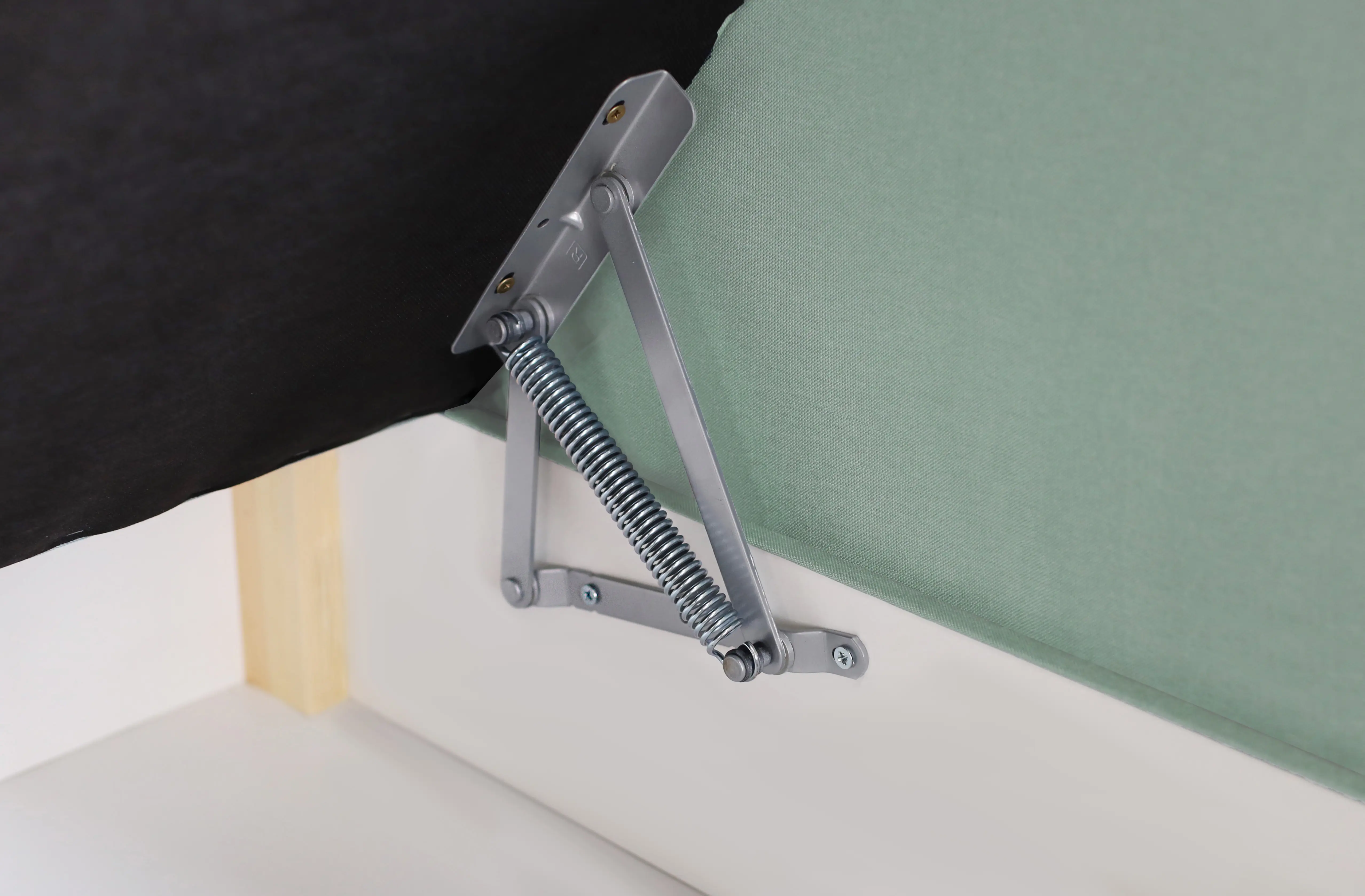 Čalúnená jednolôžková posteľ s úložným priestorom Hirek Eko 80x200 Mätová